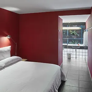 4* 호텔 Casa Camper
