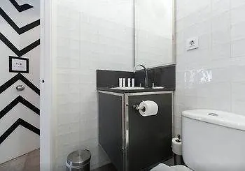 No 5 - The Streets Apartments location