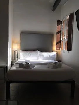 No 5 - The Streets Apartments Barcelona