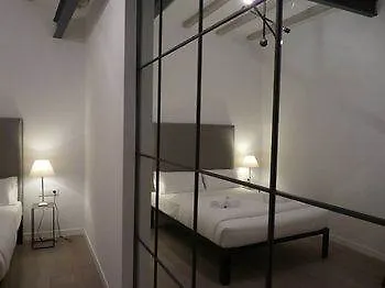 No 5 - The Streets Apartments Barcelona