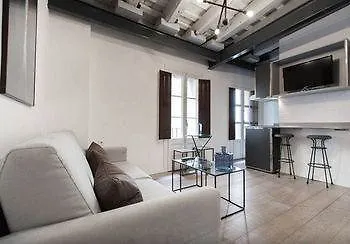 No 5 - The Streets Apartments Barcelona 4*,