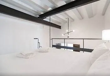 No 5 - The Streets Apartments Barcelona Spain